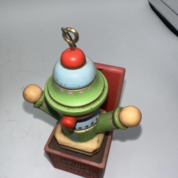 1977 Hallmark Yesteryears Jack In the Box Merry Christmas In Box - Picture 5 of 9